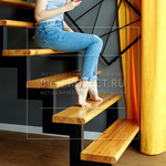 Эффектная лестница в стиле лофт