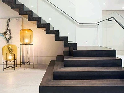 Лестницы в стиле минимализм